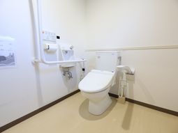 バリアフリートイレ空間
