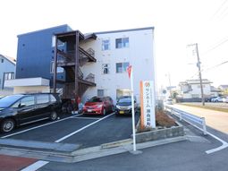 清潔感のある建物外観