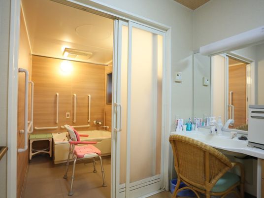  バリアフリー浴室の様子  