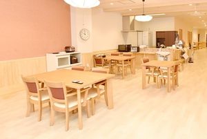 温かみのある食堂空間