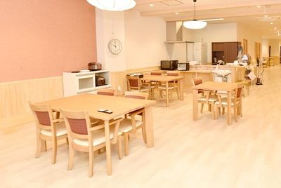温かみのある食堂空間