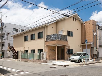 清潔感のある建物の外観