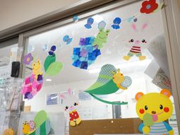 カラフルな壁飾り