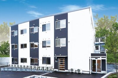 白と黒の建物の外観