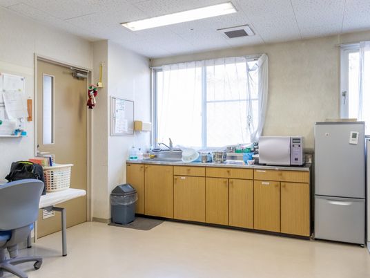 スタッフ用キッチン設備