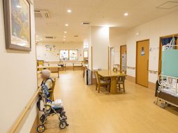 広々とした廊下