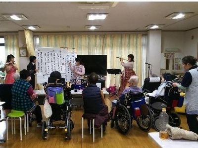 多目的室での活動風景