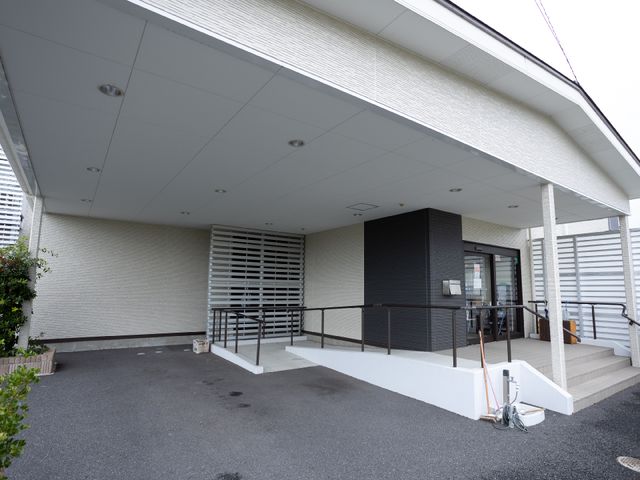 清潔なエントランス