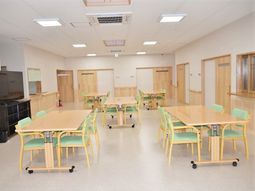 多目的スペースの綺麗な室内