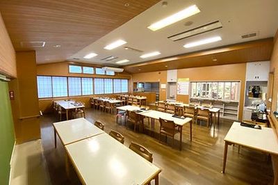 明るい空間のダイニング