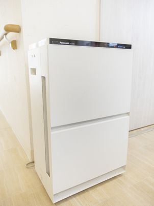 除湿機のある廊下