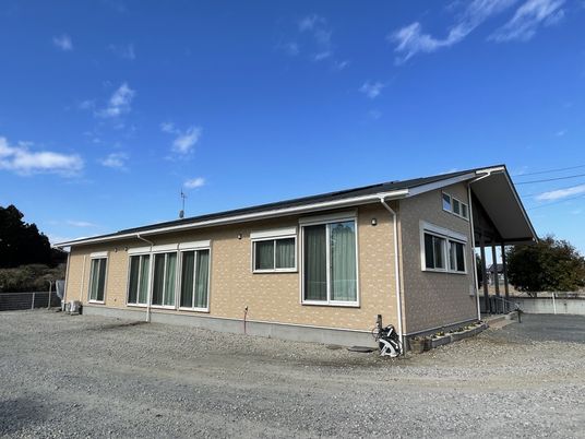 平屋の外観  
