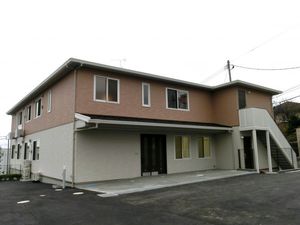 2階建ての外観  