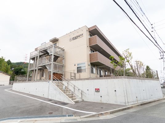 清潔感のある建物外観