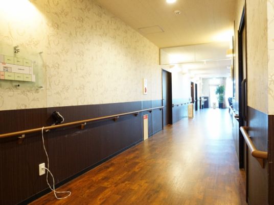 清潔感のある廊下