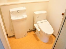 清潔なトイレ設備