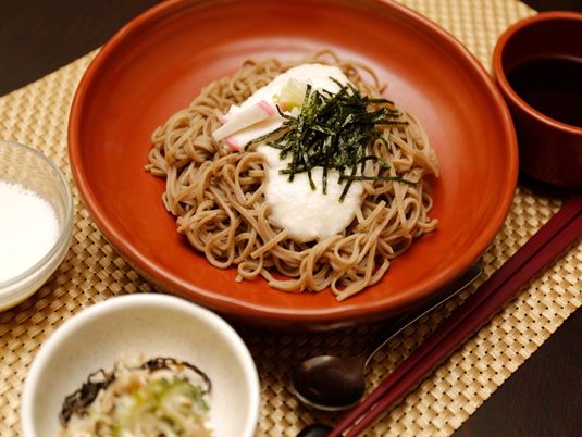 和食そばの盛り付け