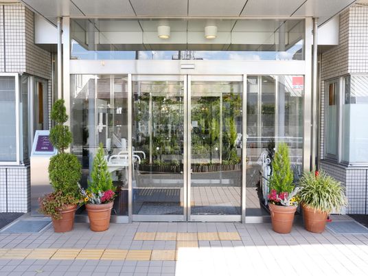 清潔感のある入り口