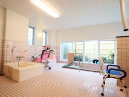 浴室の清潔な設備