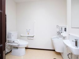 清潔なトイレ設備