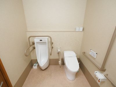 バリアフリー対応のトイレ