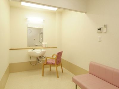 清潔な洗面所の一角