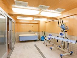 清潔な浴室設備