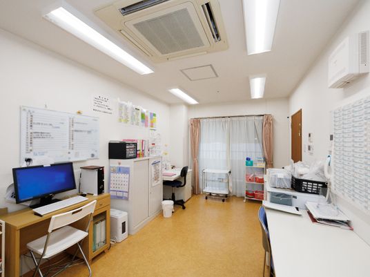 整理されたスタッフルーム
