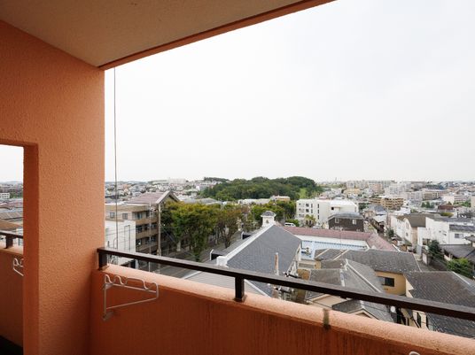 広がる景色のバルコニー