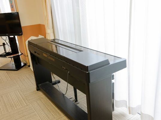 電子ピアノのある部屋