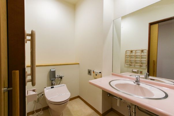 清潔感のあるトイレ空間