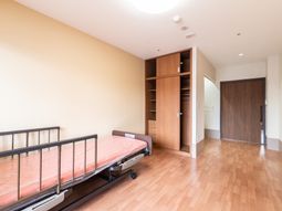 明るい居室の空間