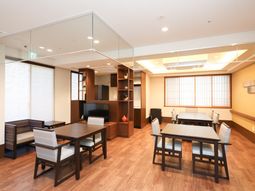 和室風の明るい休憩室