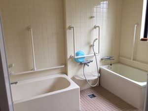 浴槽が2つある浴室  