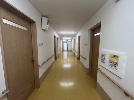 長い廊下
