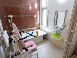 利用者の安心な浴室