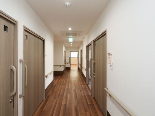 清潔な廊下の一角