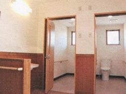 清潔なトイレスペース