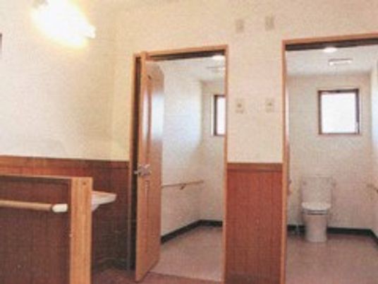 清潔なトイレ設備