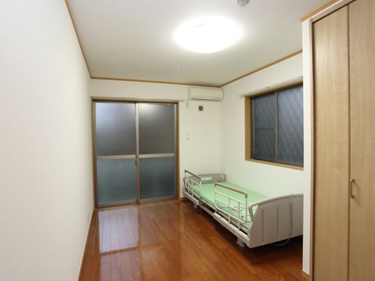 清潔な個室の居室