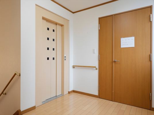 清潔感のある廊下エリア