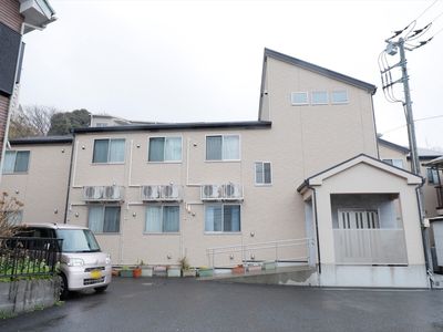 清潔な外観の建物