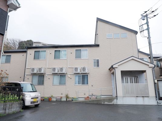 清潔な外観の建物