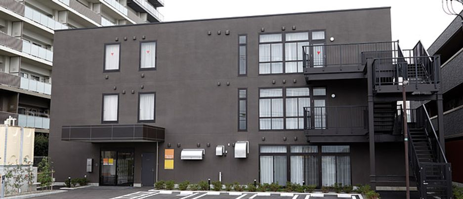 清潔感ある施設の外観