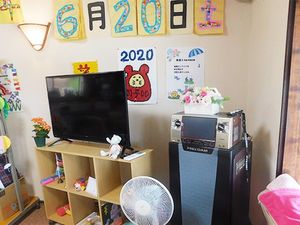 掲示物のある居室  