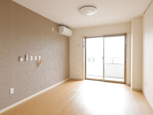 居室の空間と明るさ