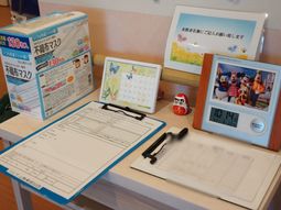 事務用品が並ぶカウンター