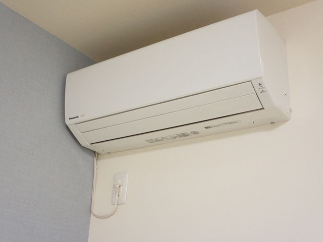 壁掛けエアコンの設備