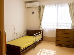 居室の明るい一角