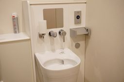 バリアフリー洗面台設備